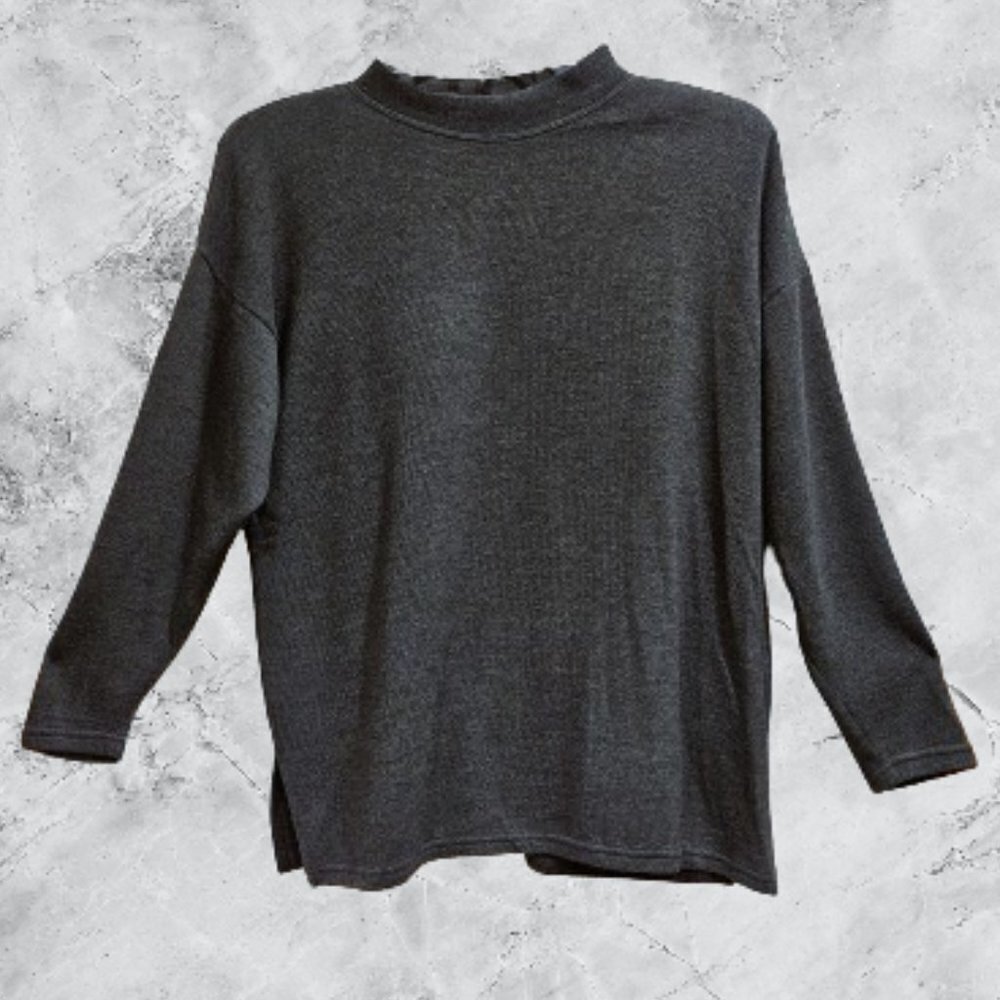 New York Style Women's Long Sleeve Knit Charcoal Sweater - M